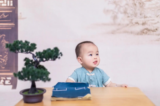 代怀哪里最便宜月子里宝宝湿疹怎么办